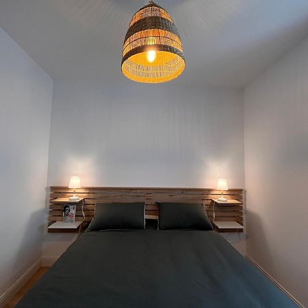 Appartement Lumineux 3 Pieces Pres Des Halles Et De La Plage, Wifi, Clim, Parkings Proches - Fr-1-239-910 Сен-Жан-де-Люз Экстерьер фото